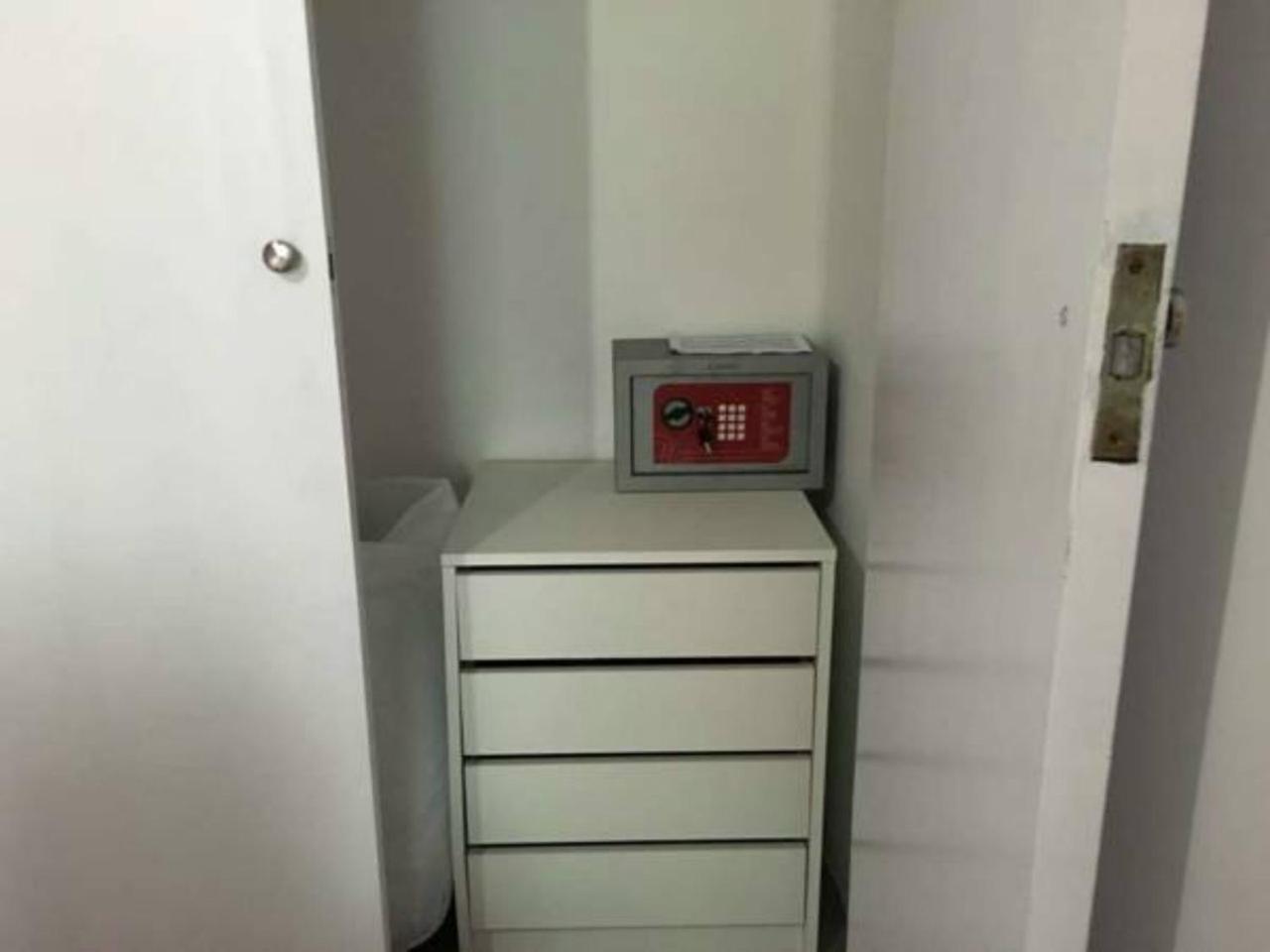 R&m C/sierpes 46 Appartement *